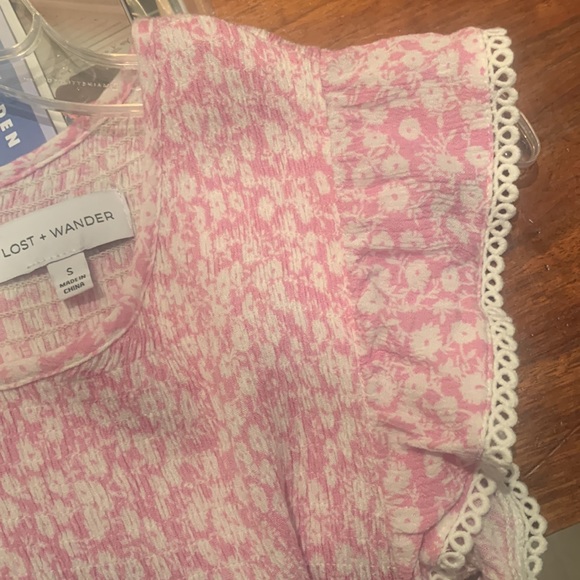 Lost and Wander casual floral pink dress, size small - Picture 4 of 4